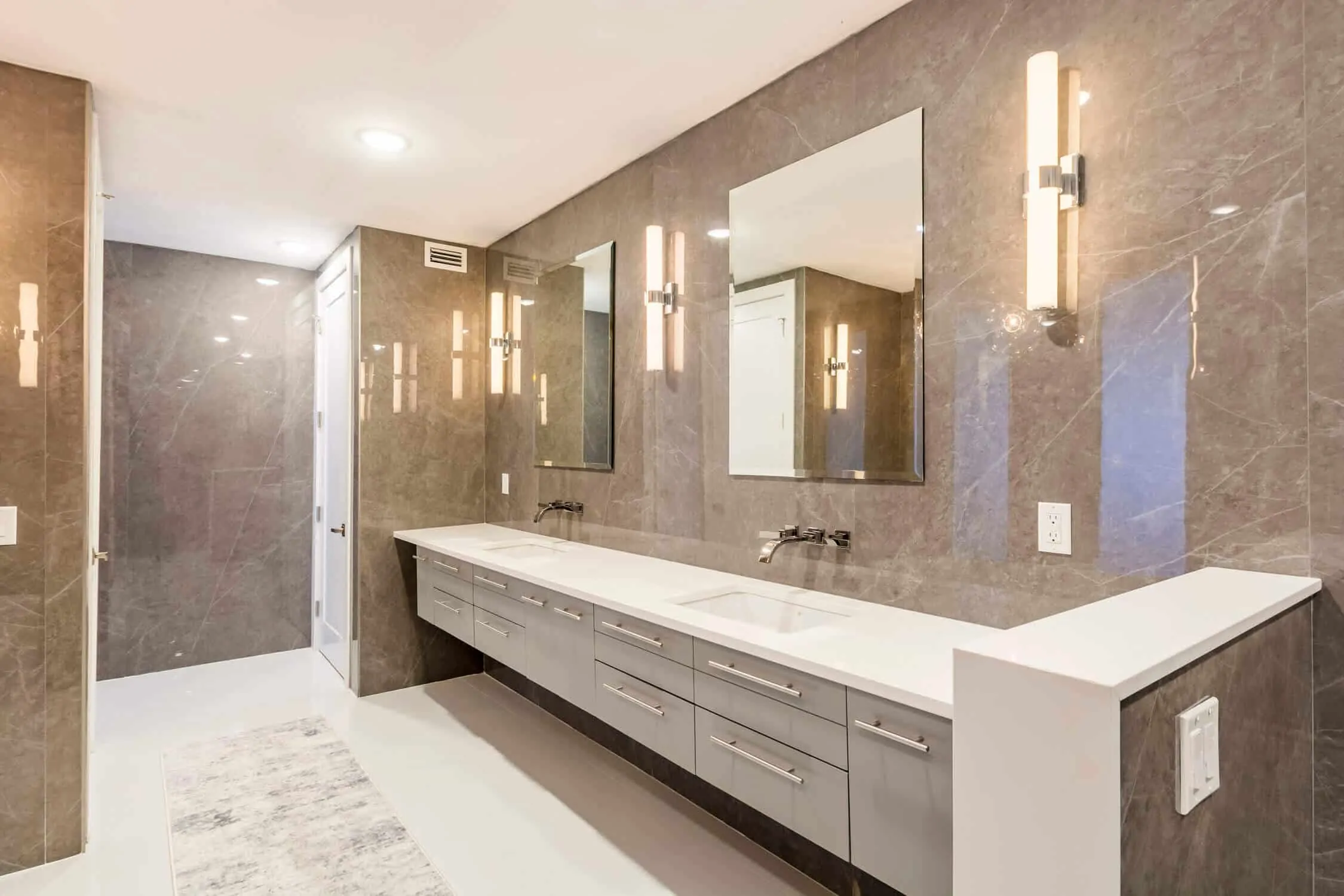 large bathroom with 2 mirrors