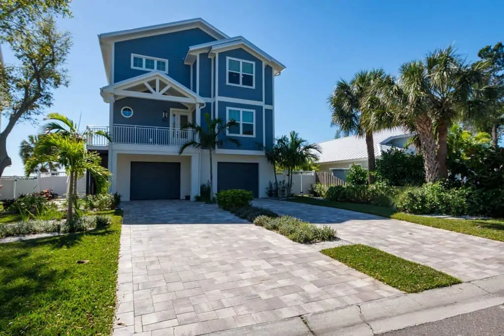Home Builder in Indian Rocks Beach shows front exterior of Build